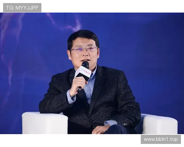 巴黎财团推进收购马拉加布局全球卫星球队体系蓝图战略扩张计划新