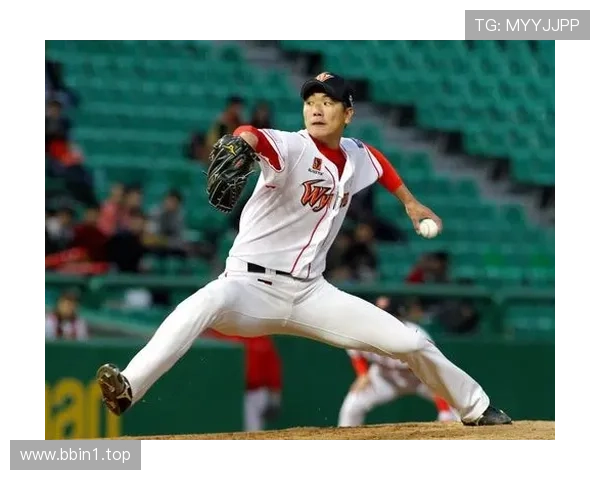 三球模仿秀完美重现 观众惊叹一模一样的神奇效果 三球模仿秀完美重现 观众惊叹一模一样的神奇效果