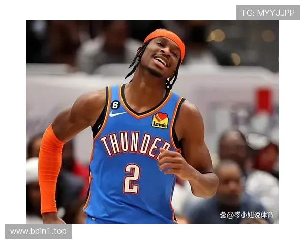 亚历山大荣膺三月最佳球员 成为本赛季唯一三次获此殊荣者 亚历山大荣膺三月最佳球员 成为本赛季唯一三次获此殊荣者