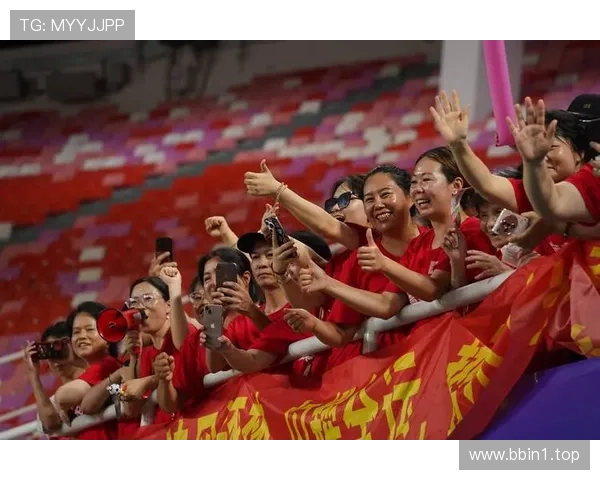 十五运女足U16季军争夺战山东对决江苏激情鏖战绿茵场赛上 十五运女足U16季军争夺战山东对决江苏激情鏖战绿茵场赛上