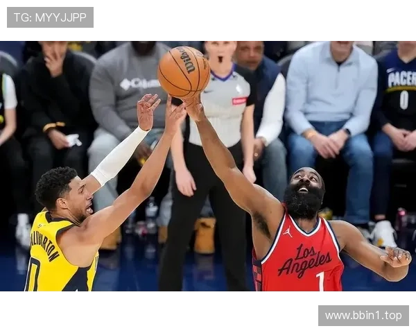 哈登20+5+6断2帽助快船三人得20+力克对手冲击勇士第六席位